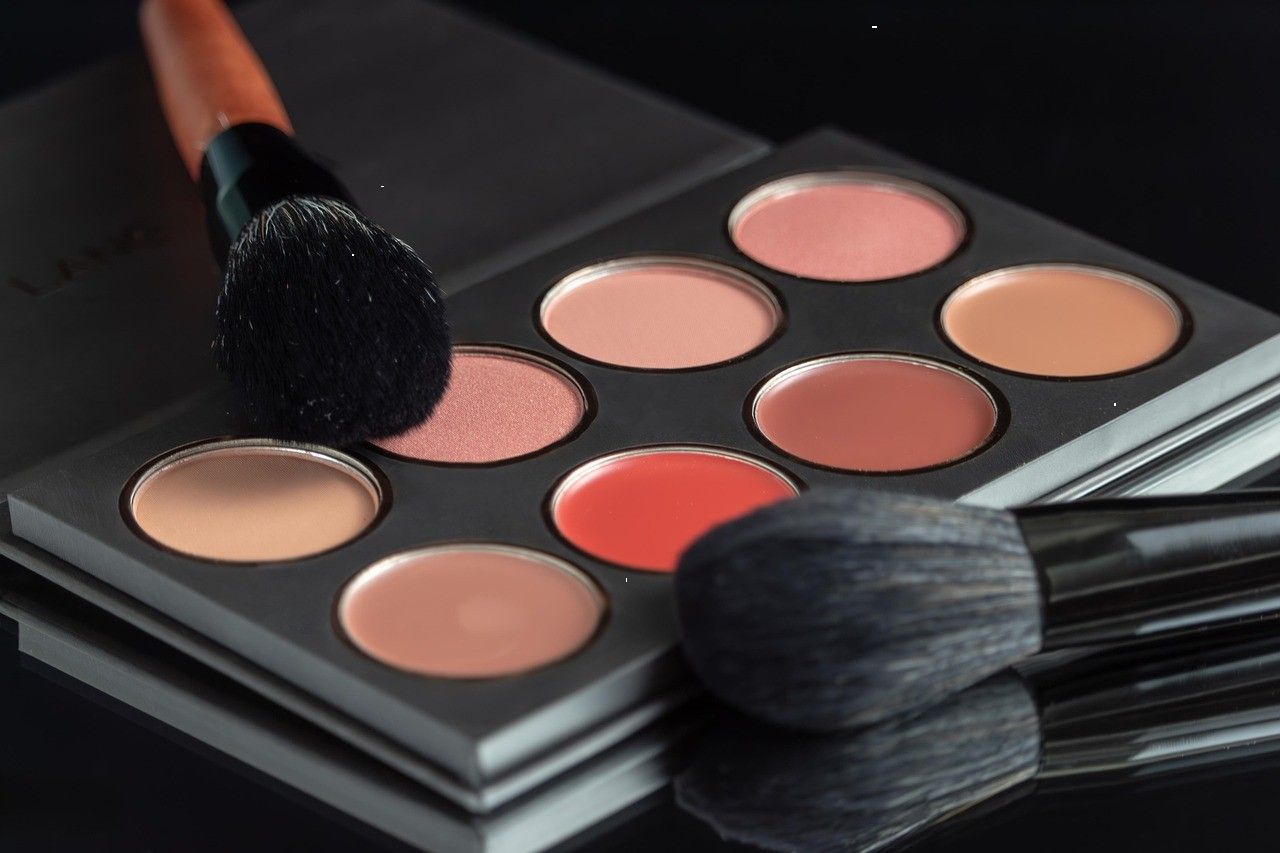 Makeup palette and brushes